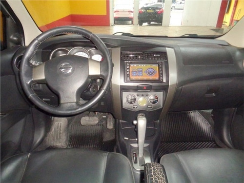 Nissan Livina 1.8 Sl X-gear 16v Flex 4p Automático