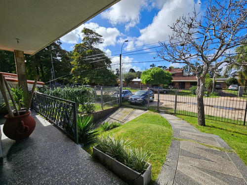 -hermosa Casa, Padrón Único En Carrasco Norte