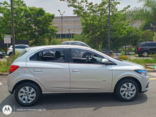 Chevrolet Onix HATCH LT 1.4 8V FlexPower 5p Mec.