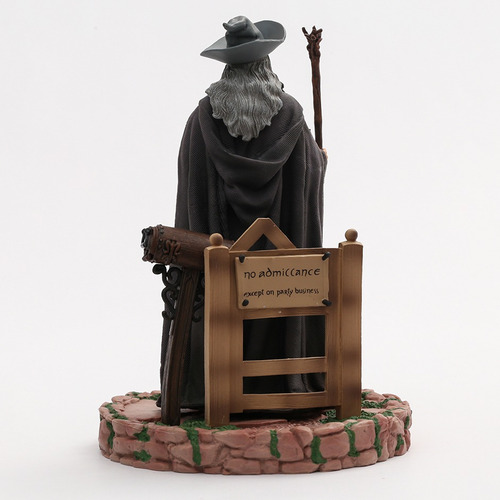 Figura Gandalf El Gris Señor De Los Anillos Estatua 20cm