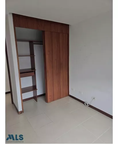 Apartamento En Excelente Ubicación.(mls#254231)