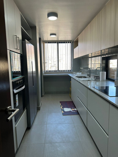 Exclusivo Y Hermoso Departamento Amoblado-para Empresas