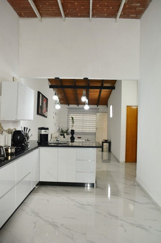 Imagen 8 de 16 de Florelia Mota Vende Casa En San Diego Atc-708