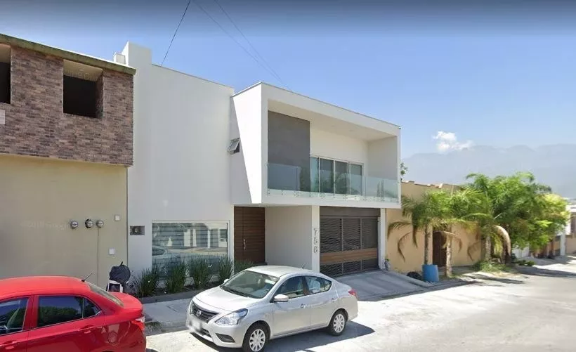 Venta De Casa En Muralistas, Country La Silla Sec 08, Guadalupe, Nuevo Leon, Mbaez