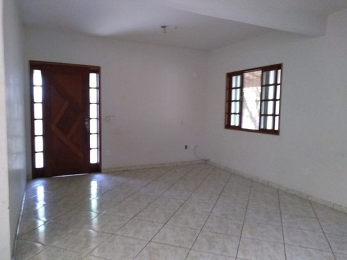 Imagem 19 de 28 de Chácara Com Casa Duplex No Bairro Mar Do Norte, Próximo Rodovia Amaral Peixoto. - 272 - 32565050
