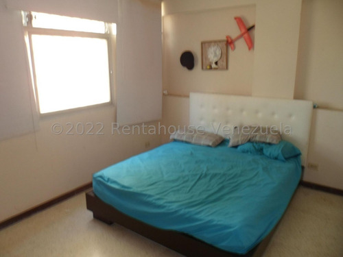 Imagen 11 de 15 de Apto. En Venta Playa Grande #23-14062 Johana Blan 04123368346