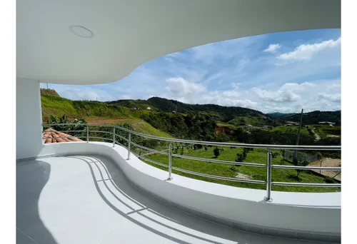 Se Vende Casa En Club Campestre En San Roque, Antioquia