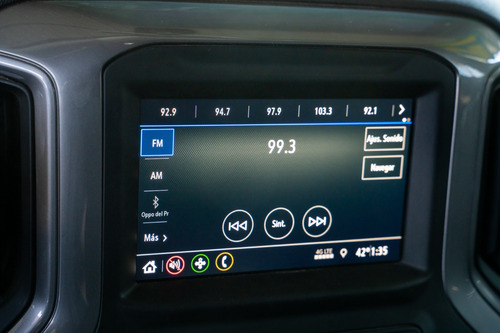 Chevrolet Silverado 5.4 2500 Cab Dob Ls On Star 4x4 At