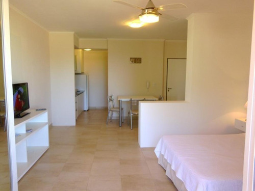 Imagen 10 de 18 de Departamento - Colon