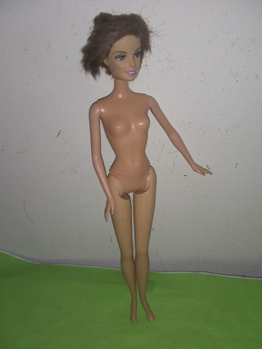 Muñeca Barbie Indonesia 1999 Mattel Con Detalles