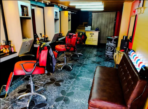 Se Vende Barberia Para Traslado En Buen Estado