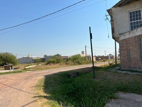 Imagen 4 de 10 de Esquina En Zona Norte, Bº Caraguatá.