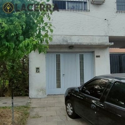Imagen 2 de 15 de Muy Lindo Ph 3 Amb En 2 Plantas, Cochera Y Patio