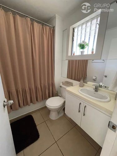 Hermosa Casa En Buin 3d-2b, Con Excelente Ubicación
