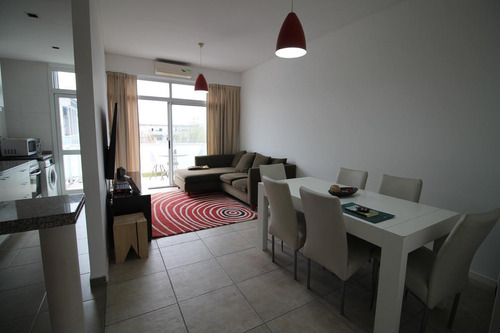Imagen 4 de 18 de Departamento En Venta - La Mora - Tigre