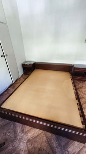 Juego De Dormitorio Retro Cama +2 Mesas Luz +2 Cómodas Marrón Oscuro (Usado)