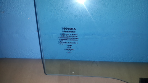 Vidrio Puerta Trasera Derecha Toyota Fortuner 2007/2015