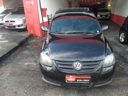Imagem 3 de 11 de Volkswagen Fox Black City 1.0 Mi Total Flex 8v