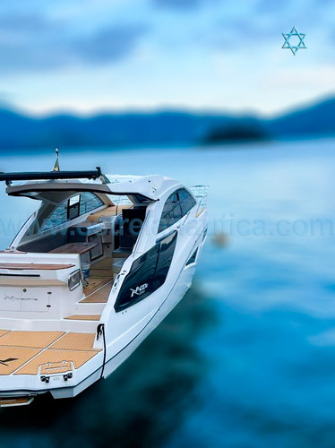 Imagem 1 de 4 de Lancha Nx 40 Ht Barco Iate N Ferreti Azimut Cranchi Focker