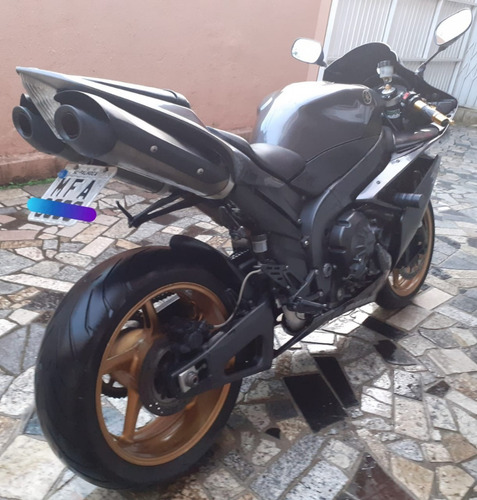 Imagem 1 de 2 de Yamaha R1 1000cc ( Motor Estragado)