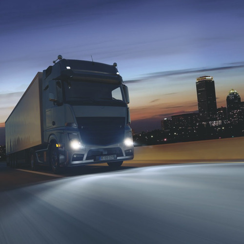 Imagen 3 de 5 de Lamparas H3 Truckstar Pro 24v 70w (2 Unid.) Osram 64156tsp