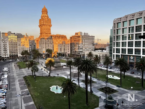 Montevideo, Ciudad Vieja - Apartamento 2 Habitaciones Y 2 Baños