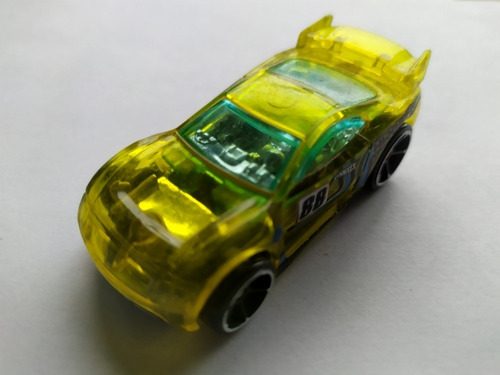 Hot Wheels Power Rage Amarillo Transparente