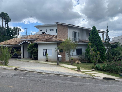  Uma Casa Para Criar Memórias: Descubra O Lar Perfeito Para Sua Família 