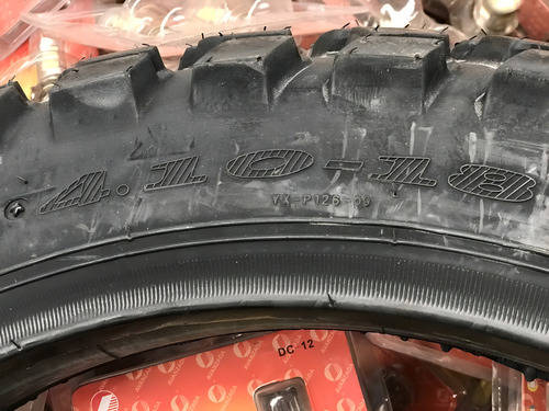 Cubierta Moto Yuanxing 4.10-18 P126 - En Teo Motos