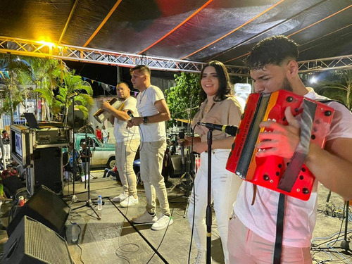 Grupo De Vallenato