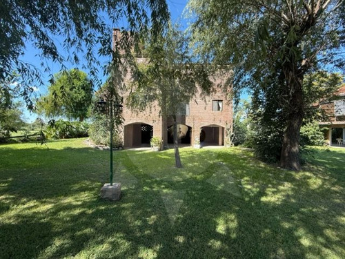Propiedad En Venta, 3 Dormitorios, Country Ubajay