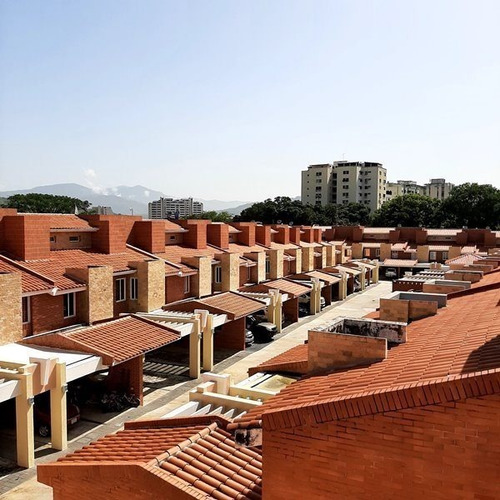Imagen 14 de 30 de Se Vende Townhouse Valle De Camoruco Foth-308 04125067379 04244900499