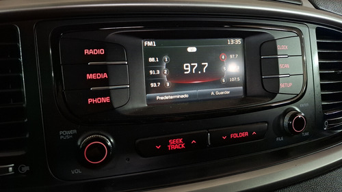 Kia Sorento 2.4 Lx At