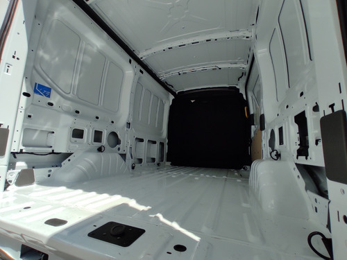 Ford Transit 2.2l Tdci Furgón Mediano L2h2 0km