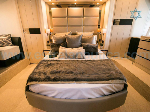 Lancha Azimut 70 Barco Iate N Ferretti Sunseeker Phantom