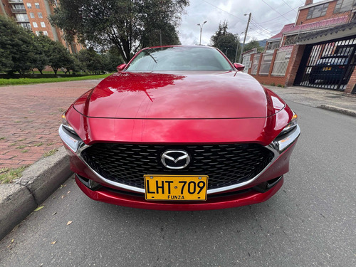 Mazda 3 2.0Touring Hibrid AT