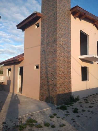 Imagen 7 de 10 de Duplex / 3 Dormitorios - Calle 86 Entre 6 Y 7 - Mar Del Tuyu