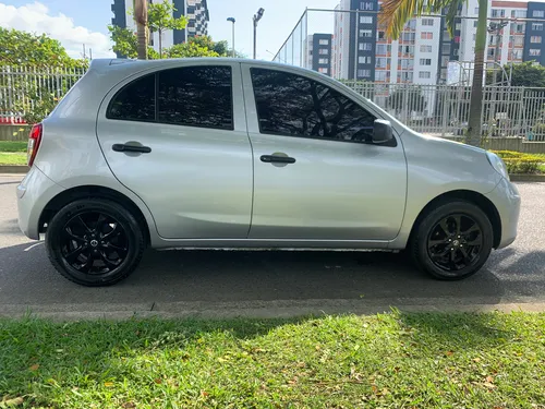 Nissan March Active