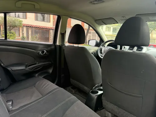 Nissan Versa 1.6 Advance