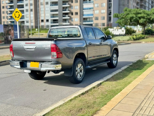 Toyota Hilux 2.8l