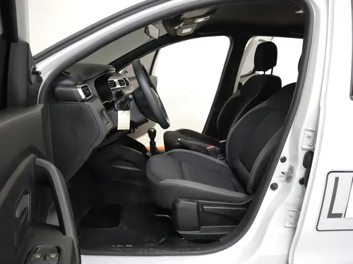 Renault Duster Zen 1.6 Mt 2ab 4x2 (servicio Publico)