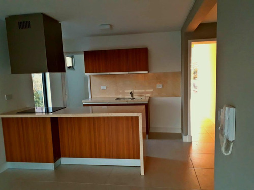 Imagen 3 de 5 de Departamento - Ituzaingó Centro