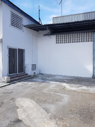 Imagen 15 de 24 de Roca Inmobiliaria Venta Galpón, Depósito Supermercado, Local 2 Entradas Calle Privada Y Avenida Principal Precio De Oportunidad