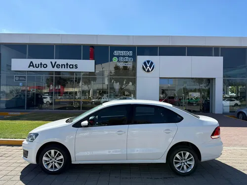Volkswagen Vento 1.6 Confortline Mt