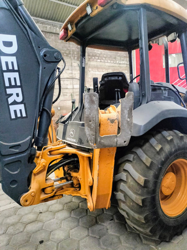 Retroexcavadora John Deere 310j 4x4 Y Kit Para Martillo