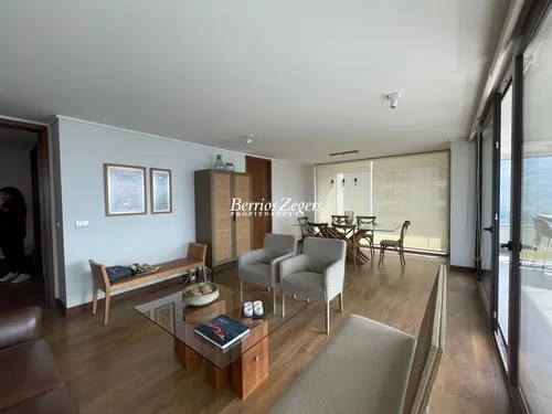 Departamento En Venta De 4 Dorm. 3 Baños Condomi En Vitacura