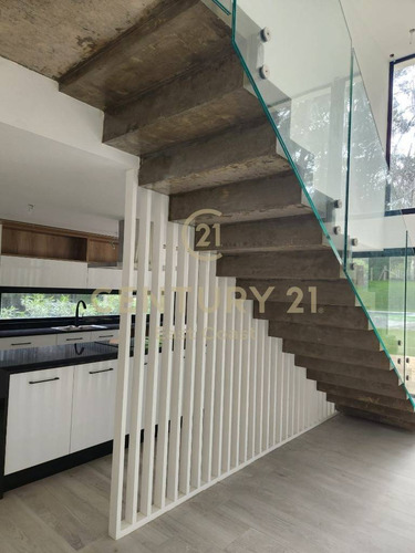 Ultima Casa Disponible A Estrenar En Barrio Cerrado Exclusivo. Zona Colegios