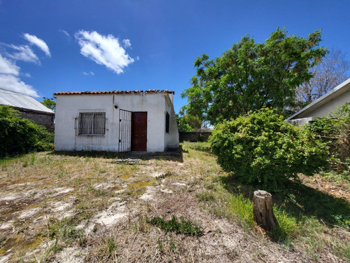 Oportunidad!! Casa Parque Del Plata Sur, Muy Buena Ubicacion A Pocas Cuadras De La Playa.