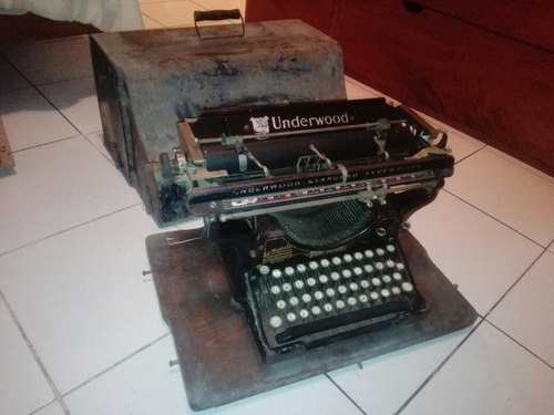 Antigua Máquina De Escribir Underwood De 1923