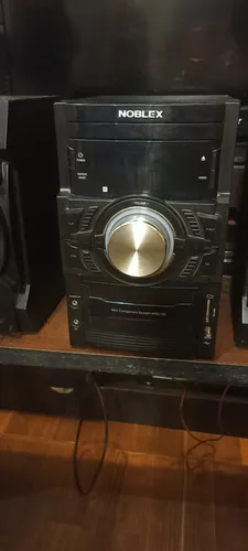 Equipo De Música Noblex Mnx 195 Negro 170 W (Usado)